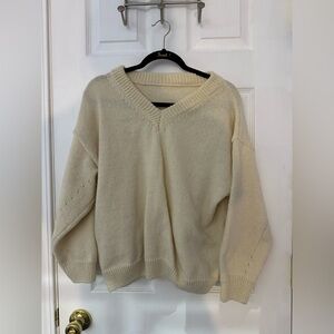 Women’s Cream Sweater SMALL
